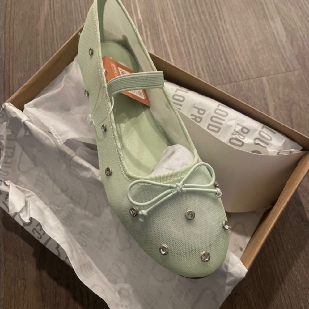 NWT Mint Green Women's Ballet Flats